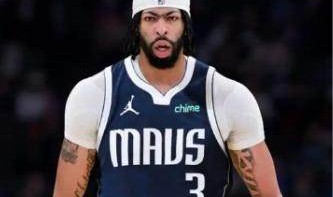 伤病隐患凸显！曝戴维斯因手术恢复或缺席揭幕战