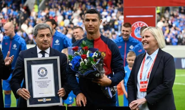 爱游戏官网-123球+43次助攻 C罗国家队200场出战纪录用时20年