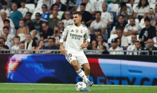 爱游戏官网APP-佛罗伦萨总经理：有关球队接触塞巴略斯的消息完全没依据