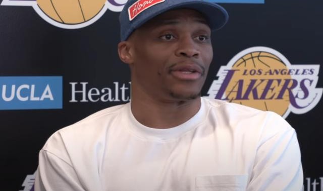 韦少采访敞开心扉：我牺牲最大 没有机会证明自己